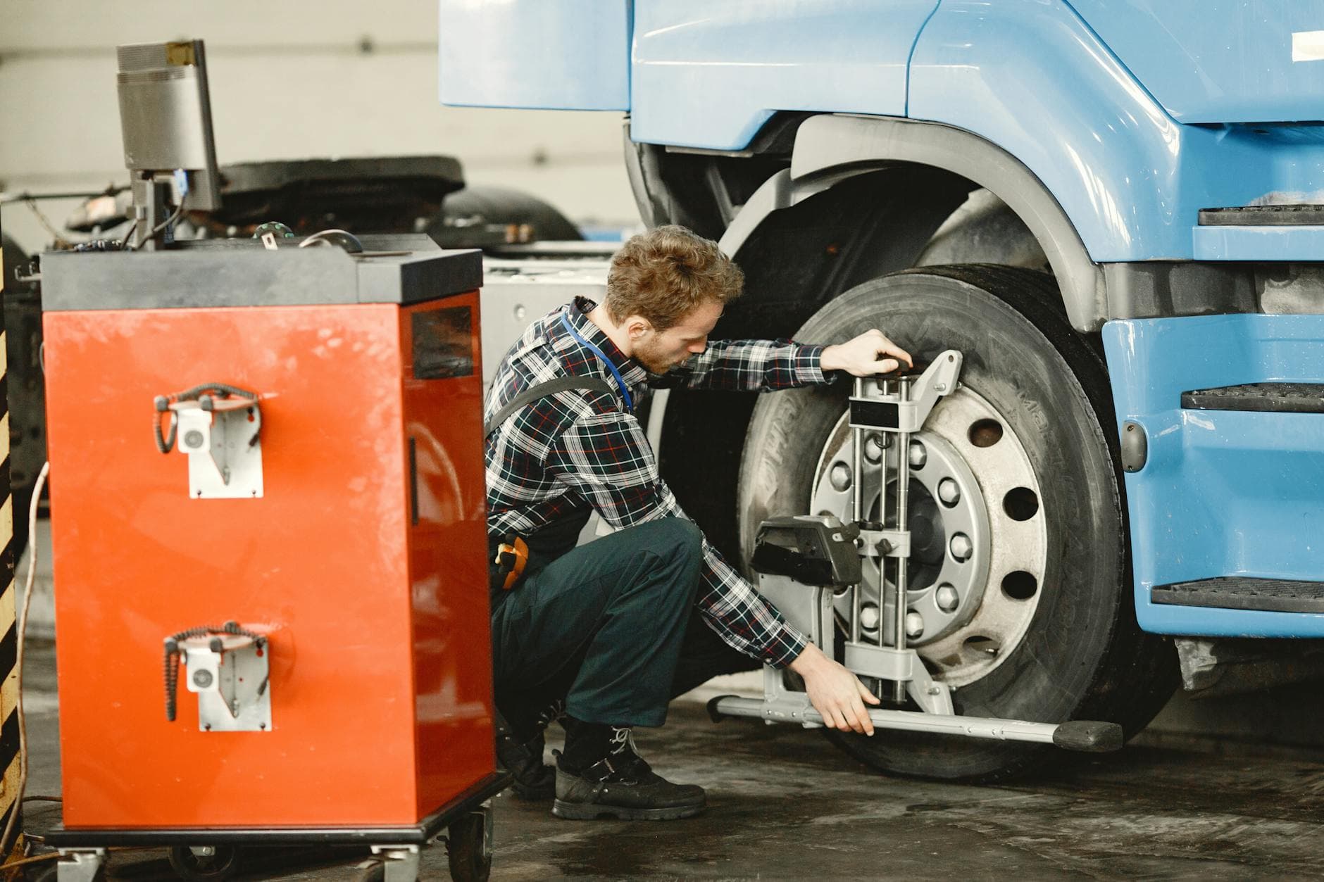 Las Vegas Tire Alignment: Best Shops and Local Realities